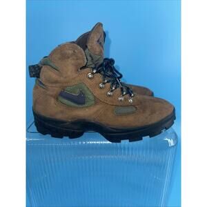 Vintage 90s Nike Air ACG Makalu Walking/Trail Boots Size 7 - 950507